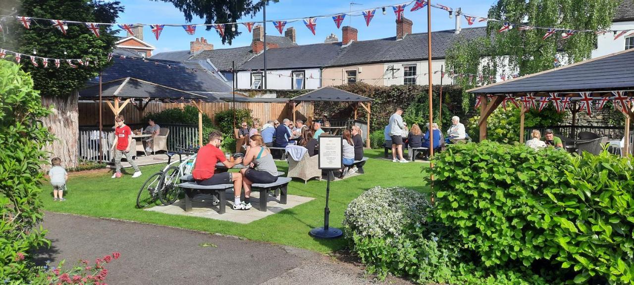 Three Salmons Hotel Usk Exterior photo